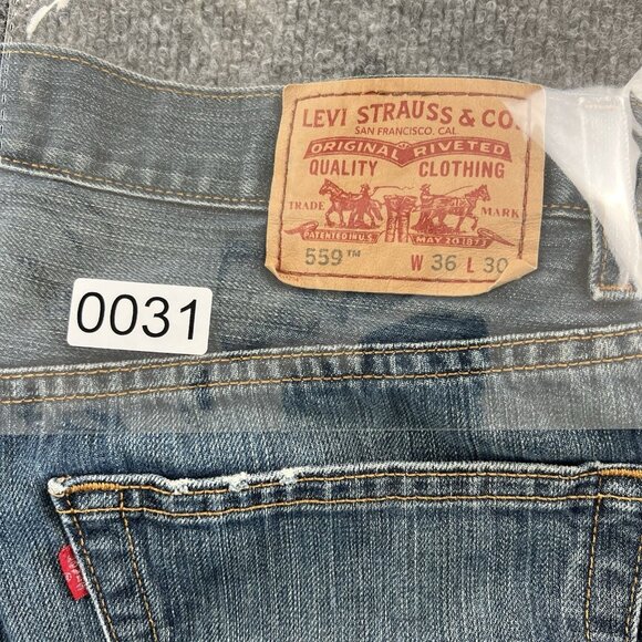 Levi’s 559 Relaxed Straight Leg Jeans Men’s Size 36x30 Medium Wash Denim - Picture 6 of 8